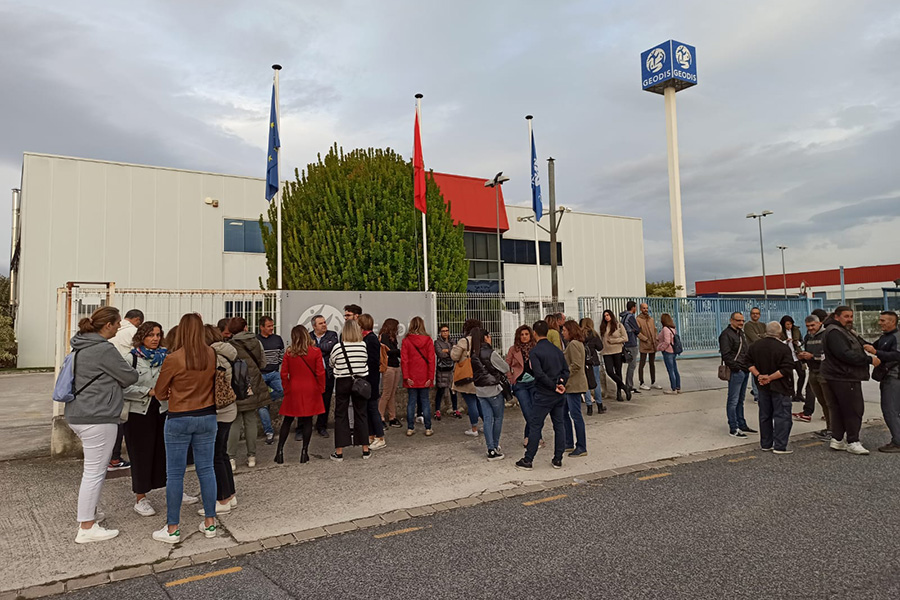 Seguimiento masivo del paro en Geodis RT Spain para exigir subidas salariales